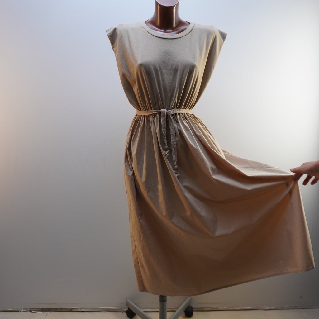 Vestido Italian Style para Mujer Usado - Beige, M