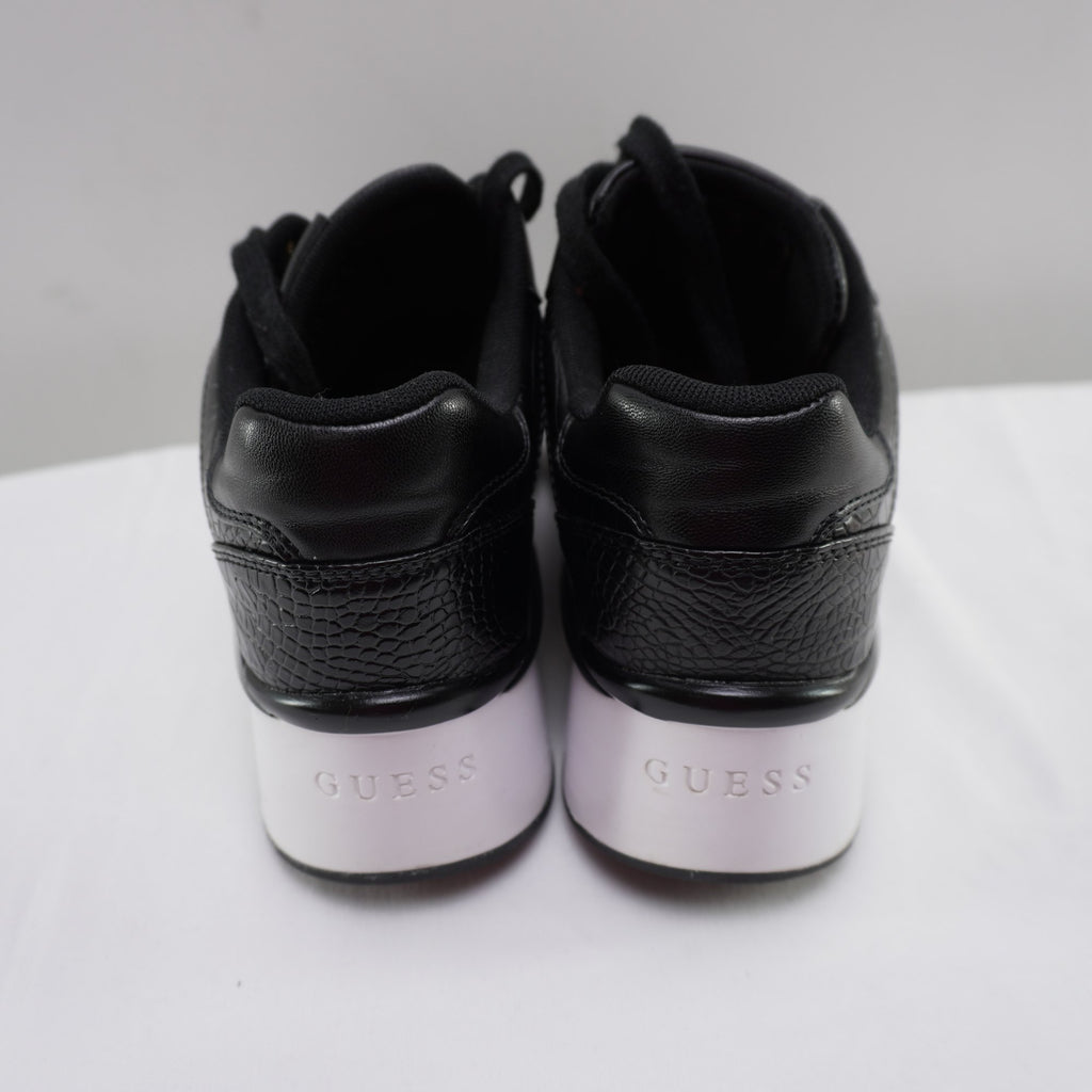 Zapatillas Guess para Mujer Usadas - Negro, Talla 39