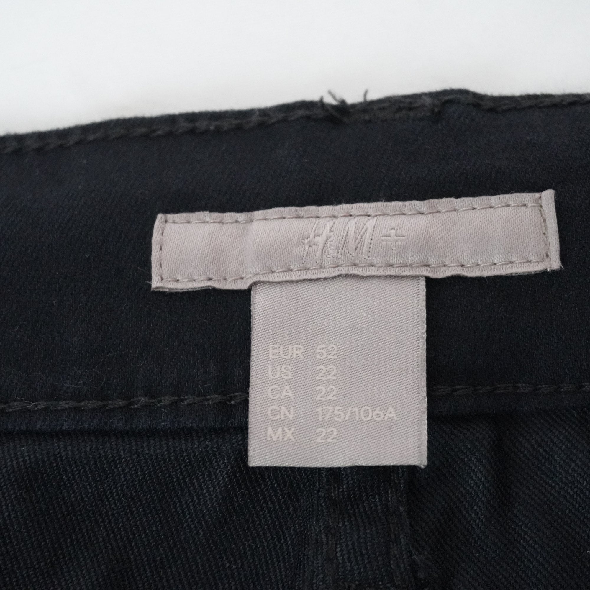 Pantalones Cortos Vaqueros H&M para Mujer Usados - Negro, 4XL