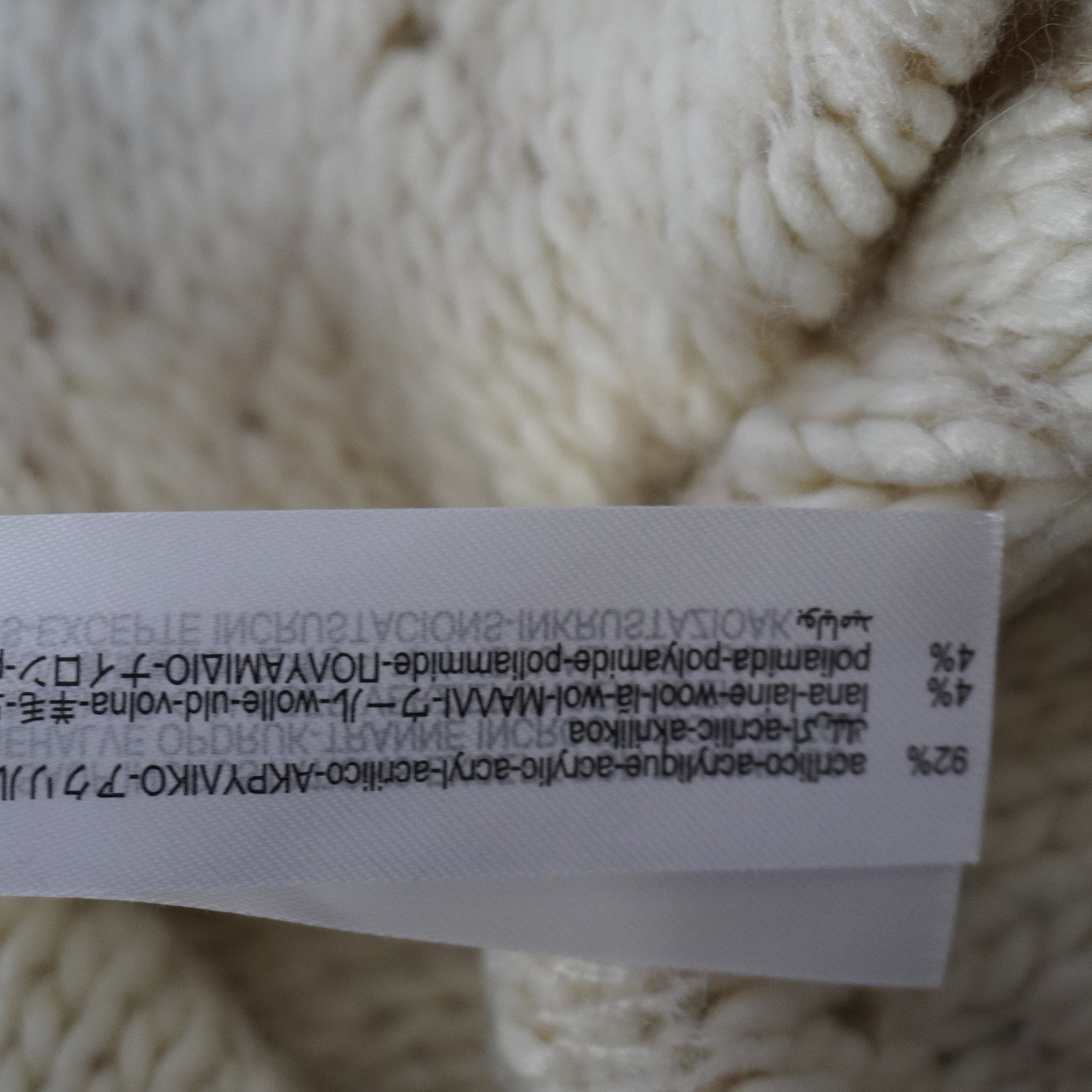 Suéter Zara para Mujer Usado - Beige, Pequeño (S)