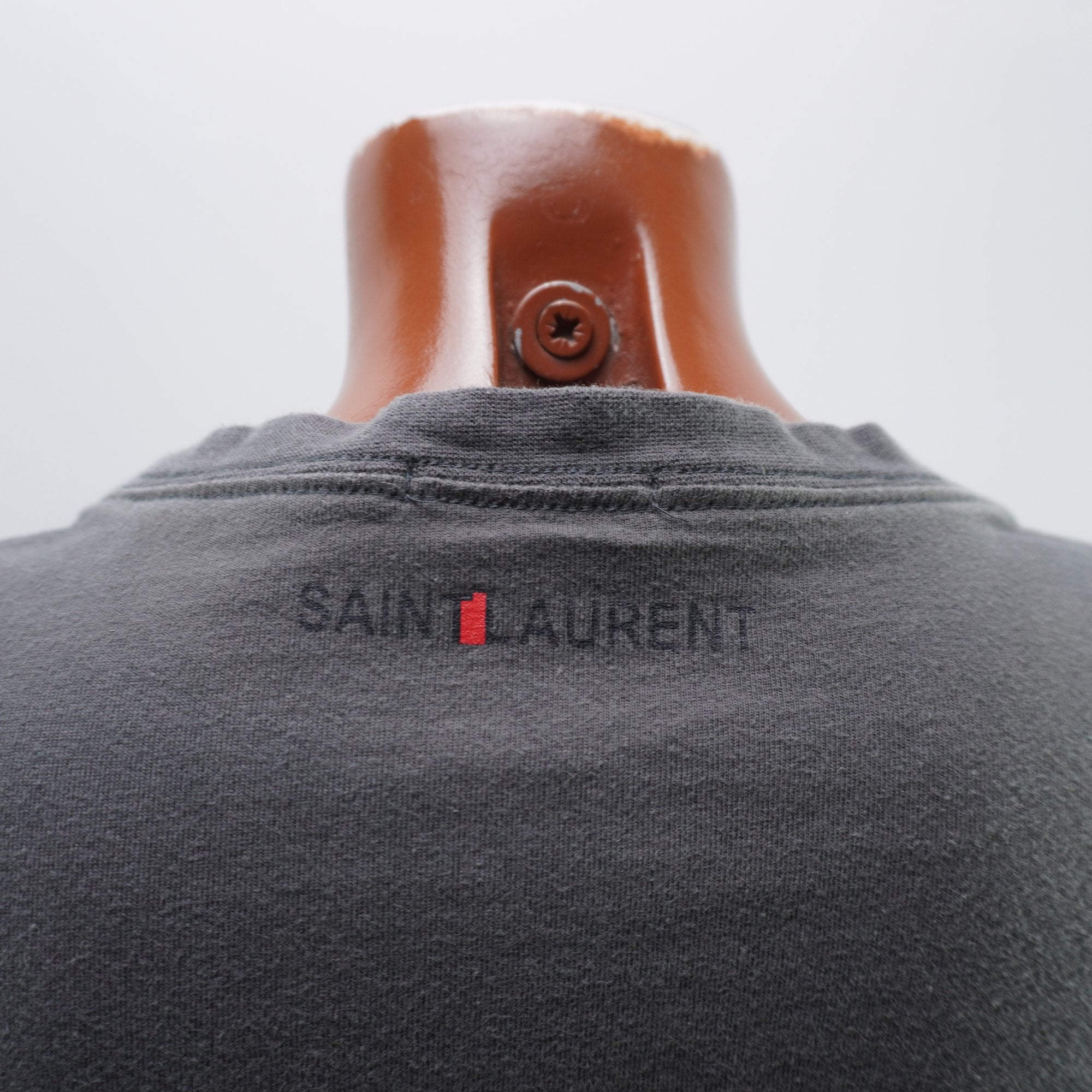 Camiseta de Manga Corta Yves Saint Laurent para Mujer - Gris, M, Usada en Muy Buen Estado