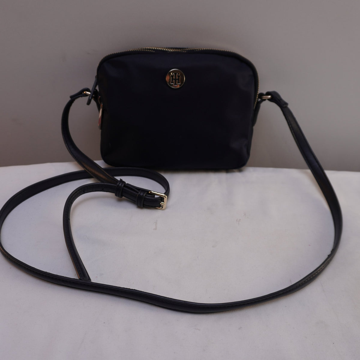 Bolso Baguette Tommy Hilfiger para Mujer Usado - Azul Marino