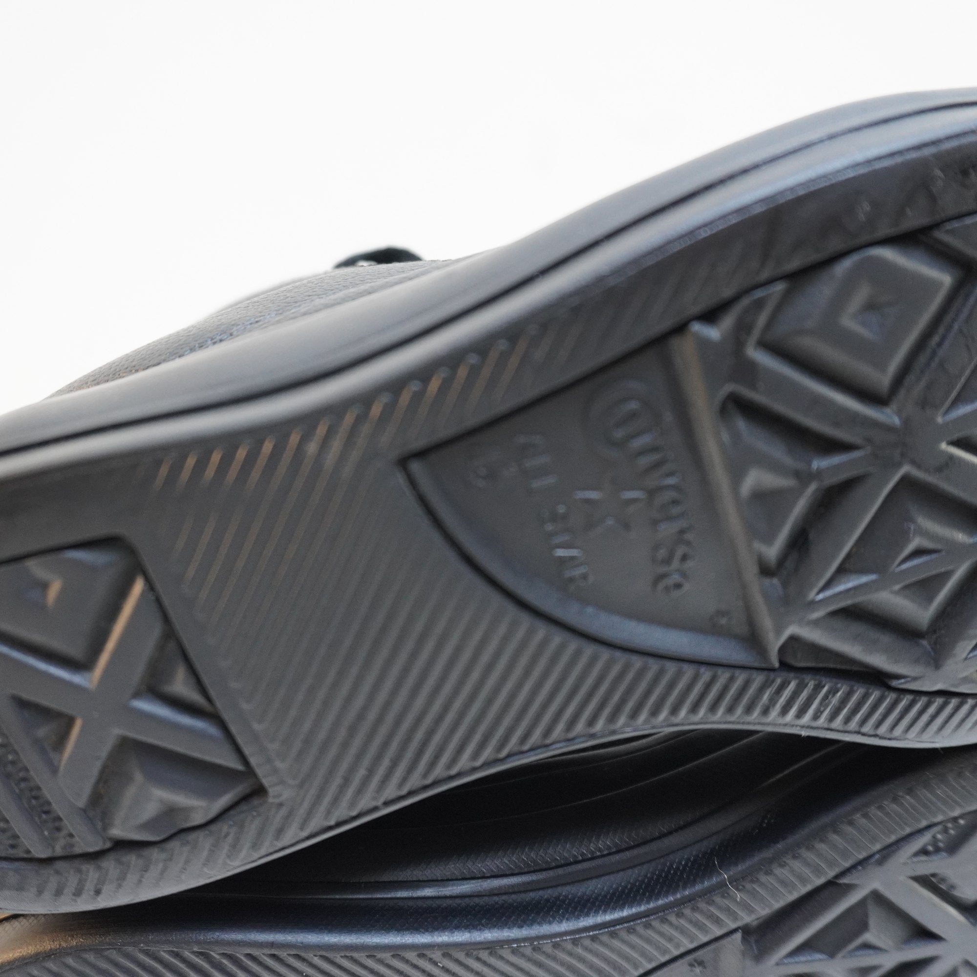 Zapatillas Converse para Mujer en Negro - Talla 37, Usadas en Muy Buen Estado