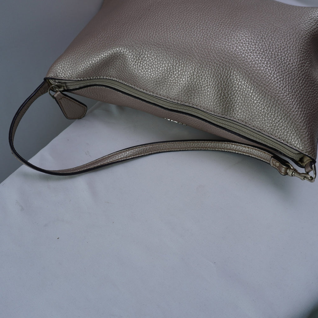 Bolso Baguette Guesstures para Mujer Usado - Rosa, Muy Buen Estado
