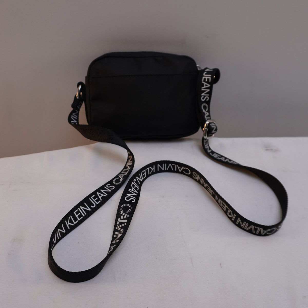 Bolso Baguette Calvin Klein para Mujer Usado - Negro
