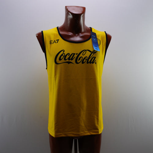 Camiseta manga corta hombre amarillo Talla XL usada