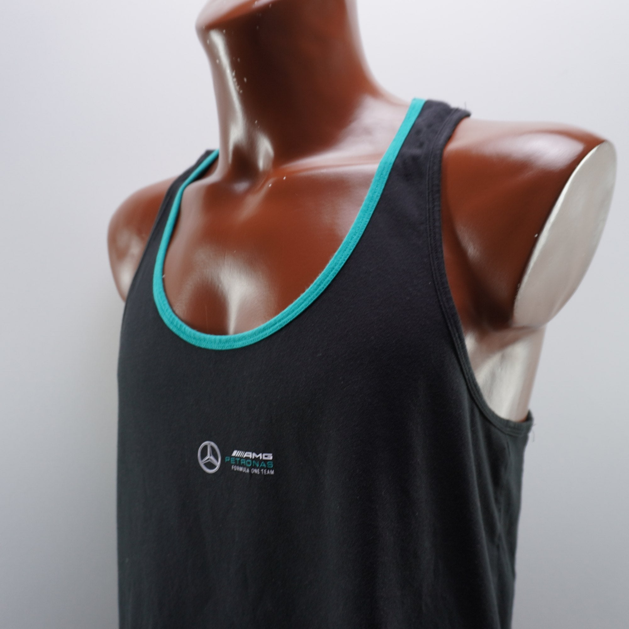 Camiseta sin Mangas Mercedes Benz para Hombre Usada - Negra, XXL