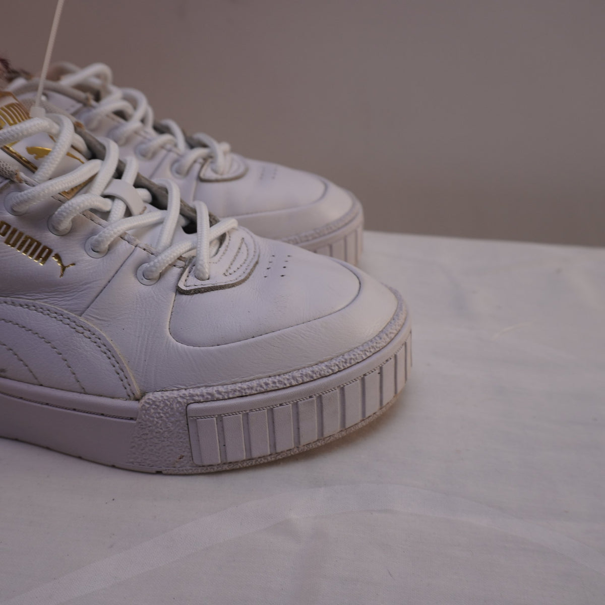 Zapatillas Puma para Mujer Usadas - Blanco, Talla 38