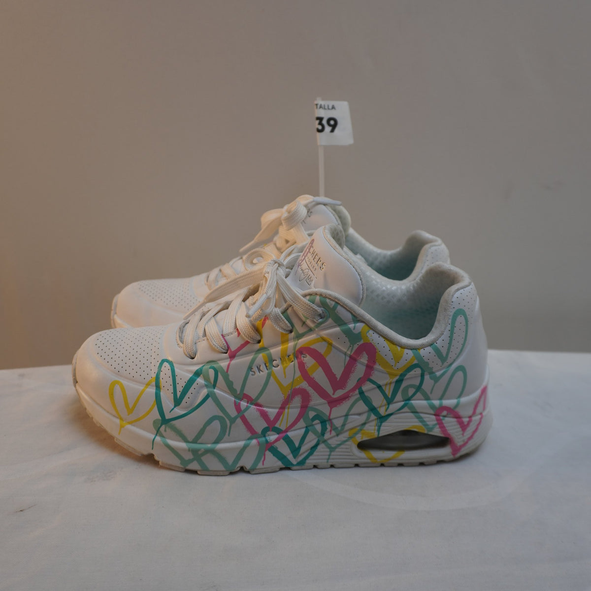 Zapatillas Skechers para Mujer Usadas - Blancas, Talla 39