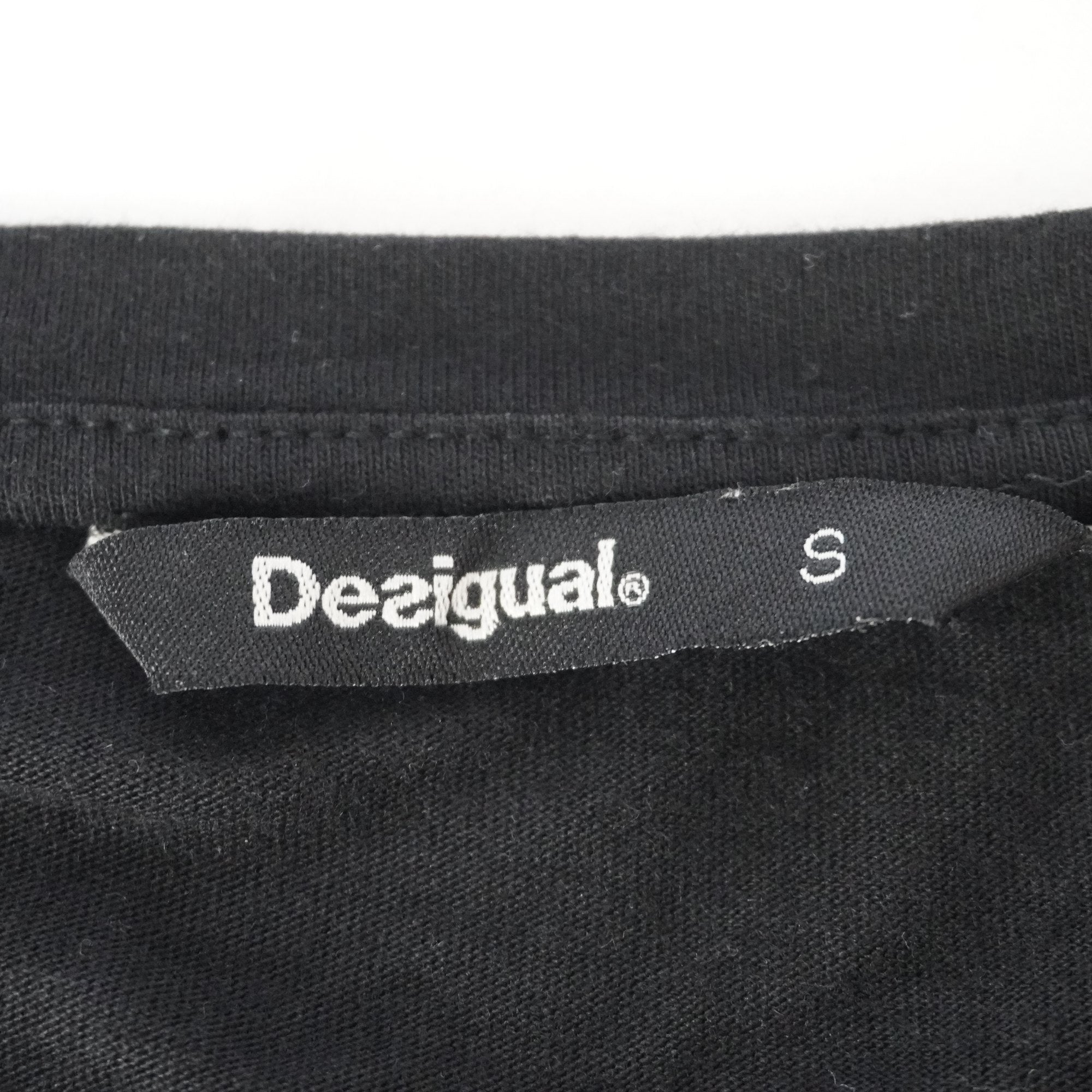 Camiseta Desigual para Mujer Usada - Negra, S