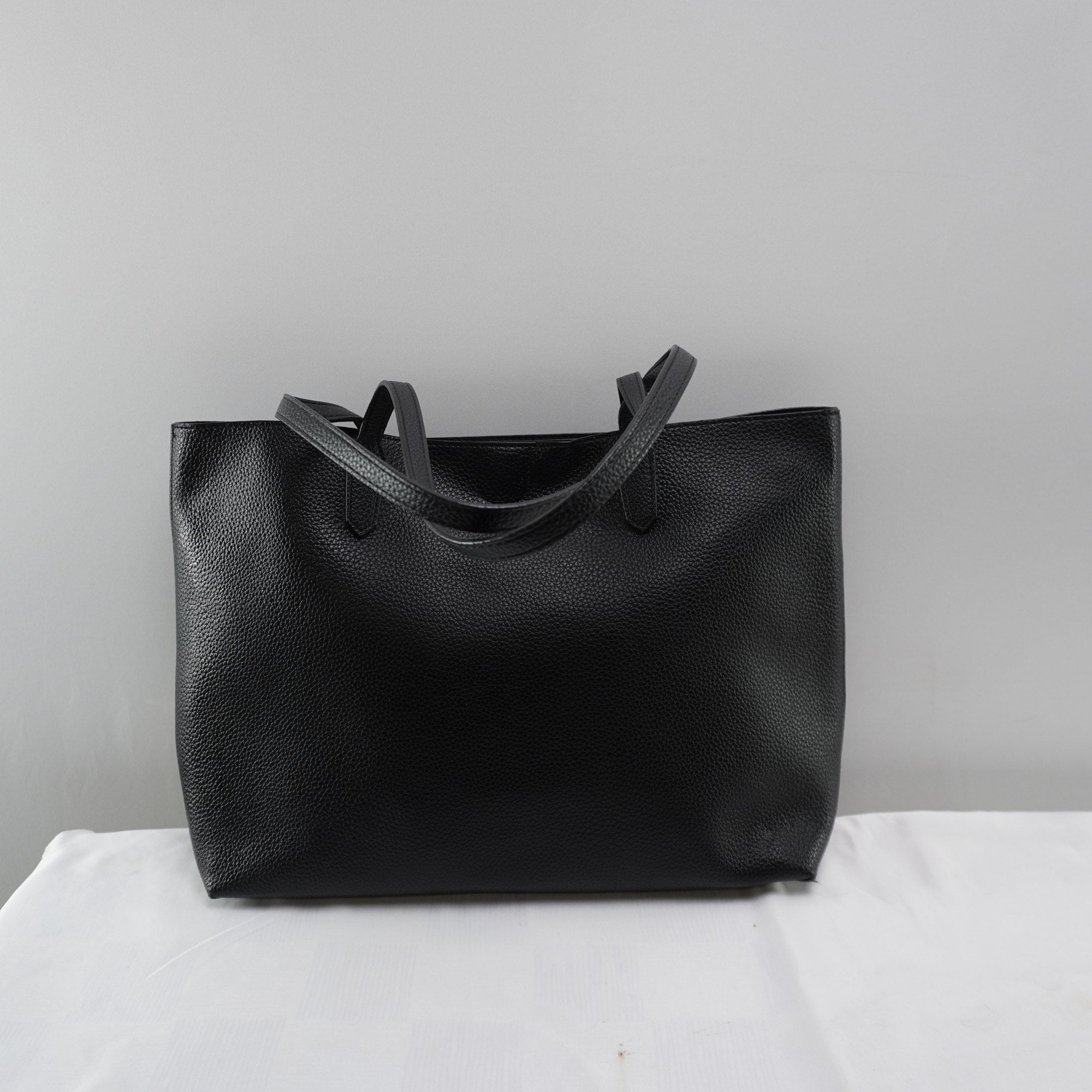 Bolso Baguette Guess para Mujer Usado - Negro