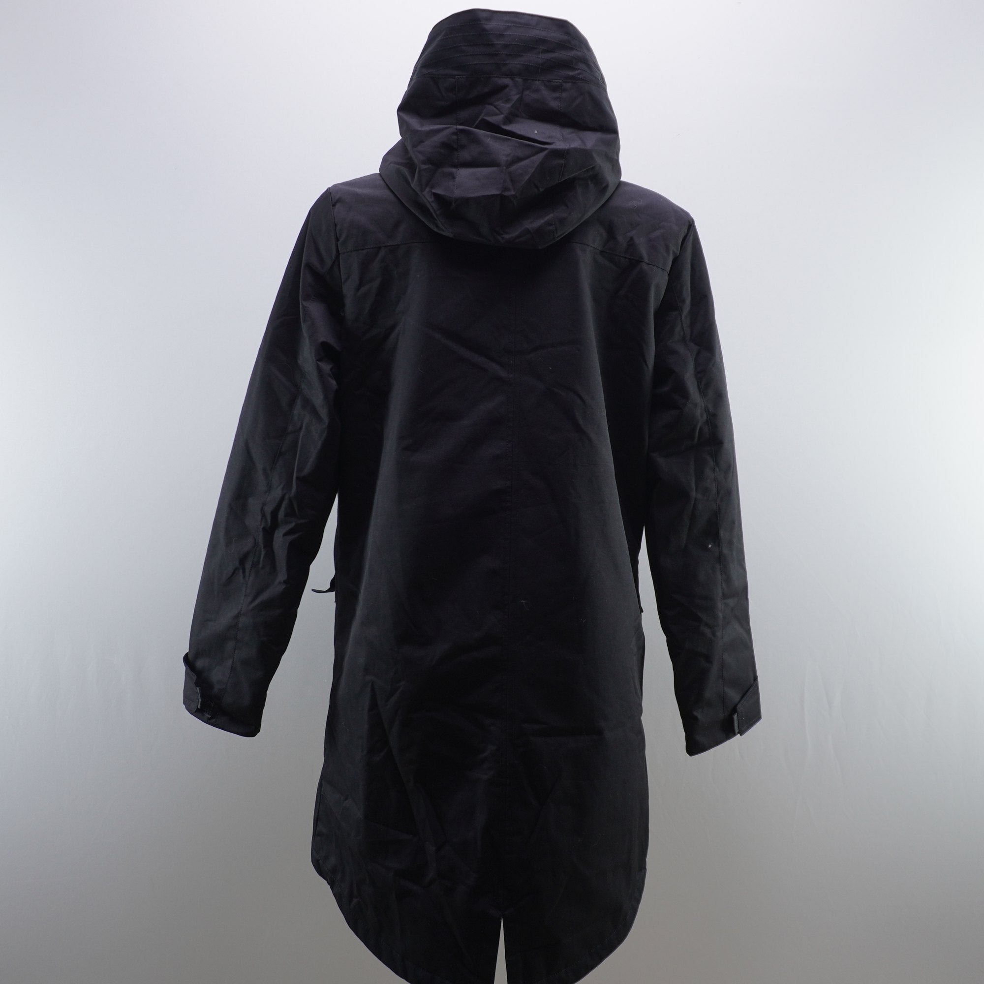 Parka Italian Style para Mujer Usada - Negra, M