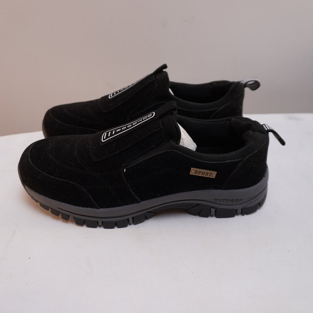 Zapatillas Outboor para Mujer Usadas - Negro, Talla 40