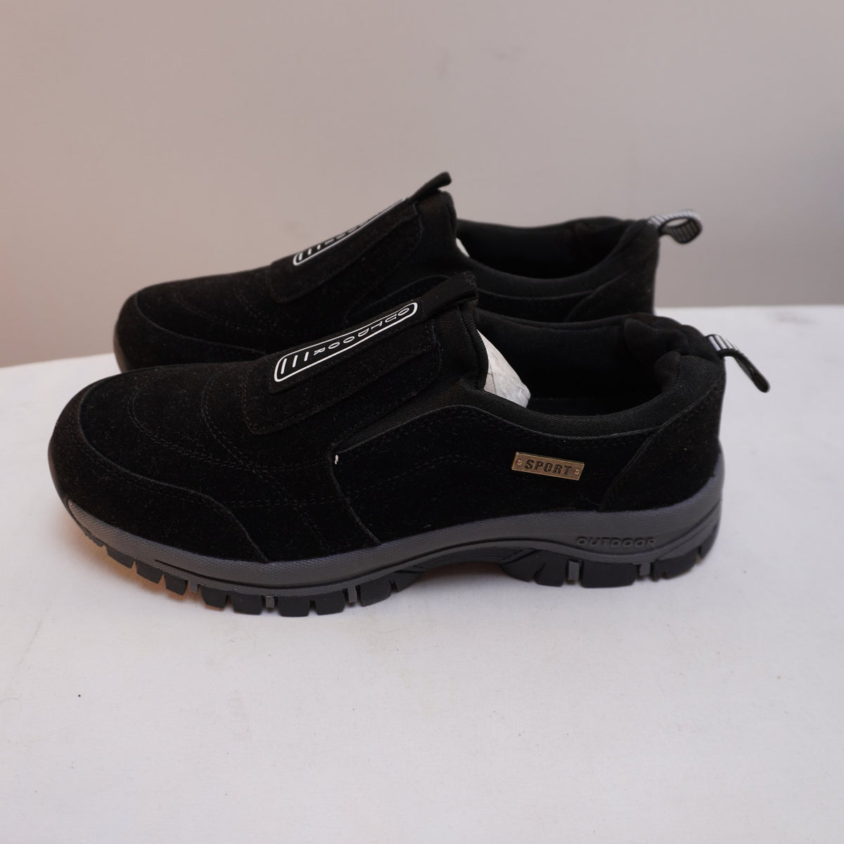 Zapatillas Outboor para Mujer Usadas - Negro, Talla 40