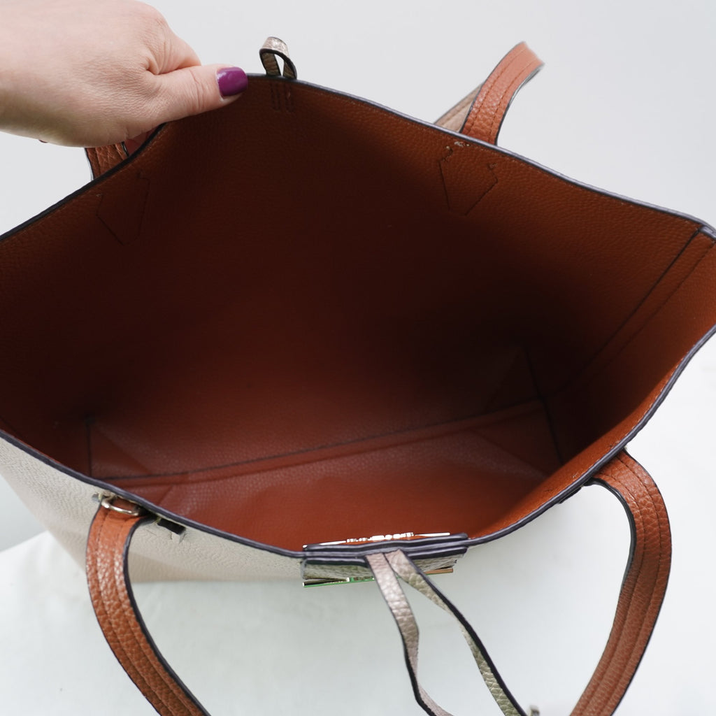 Bolso Baguette Guess para Mujer Usado - Rosa en Muy Buen Estado