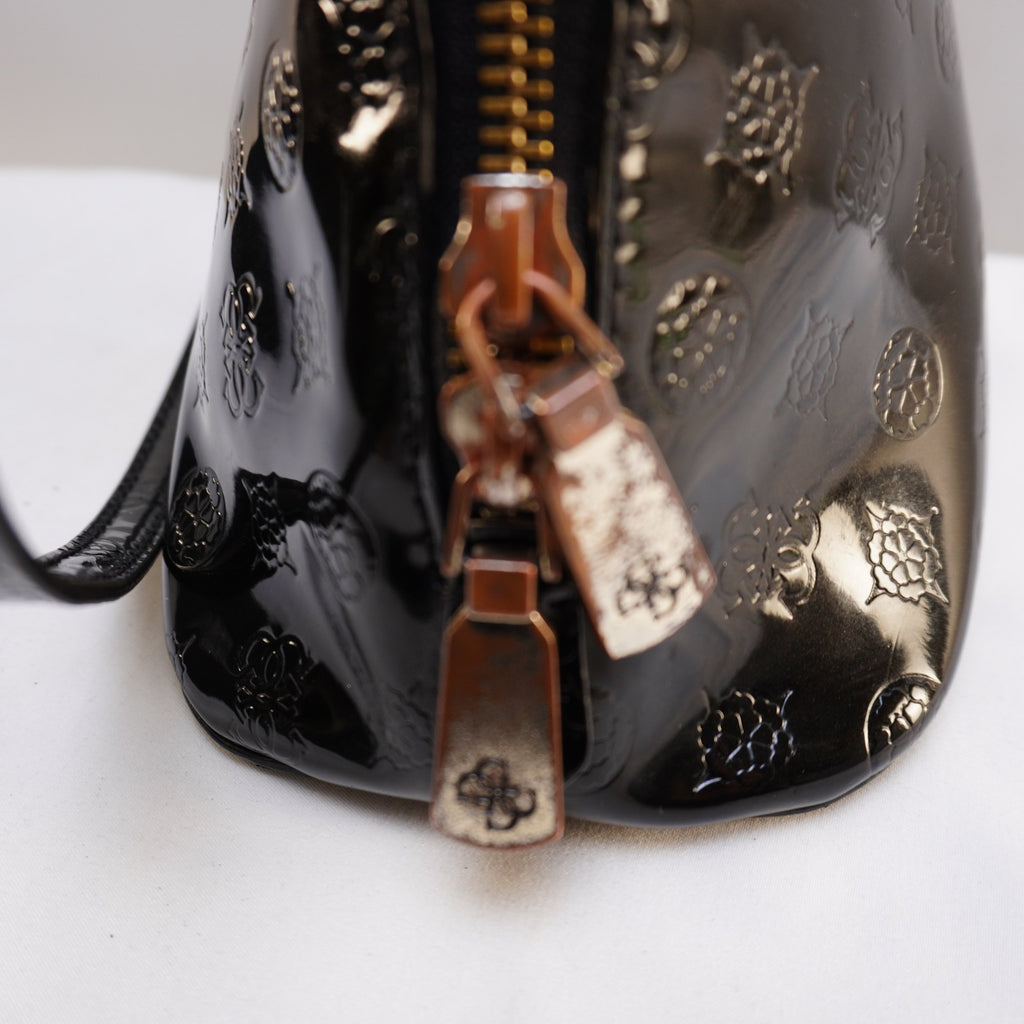 Bolso Baguette Guess para Mujer Usado - Negro en Muy Buen Estado
