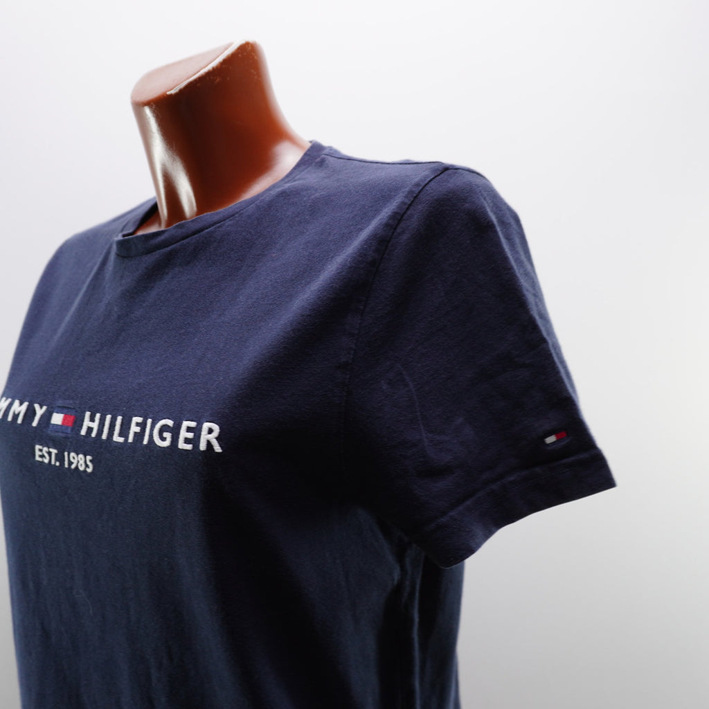 Camiseta de Manga Corta Tommy Hilfiger para Mujer - Azul Marino, M (Usada, Muy Buen Estado)