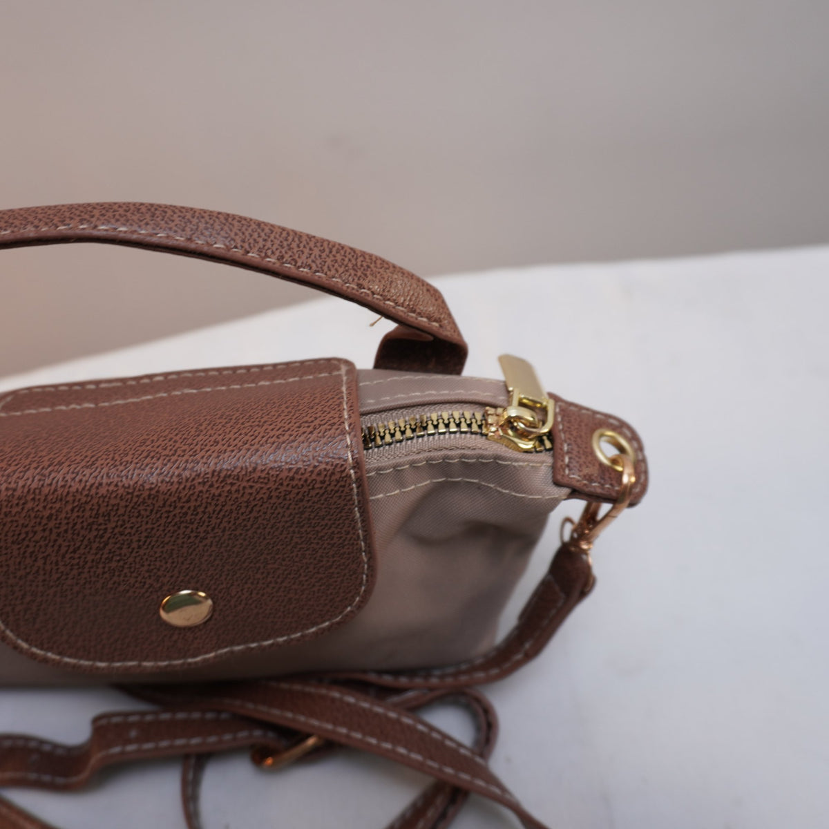 Bolso Baguette Italian Style para Mujer Usado - Beige