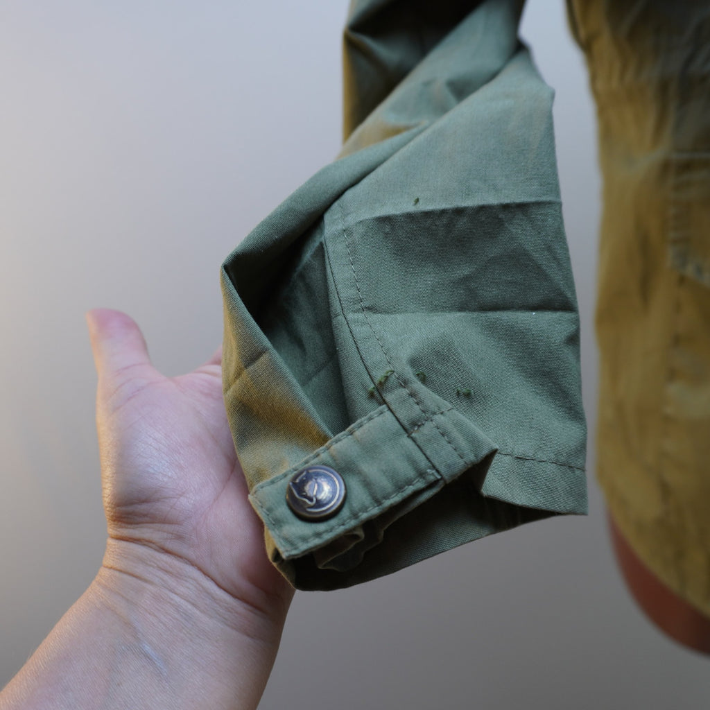 Parka Fjallraven para Mujer Usada - Verde, M