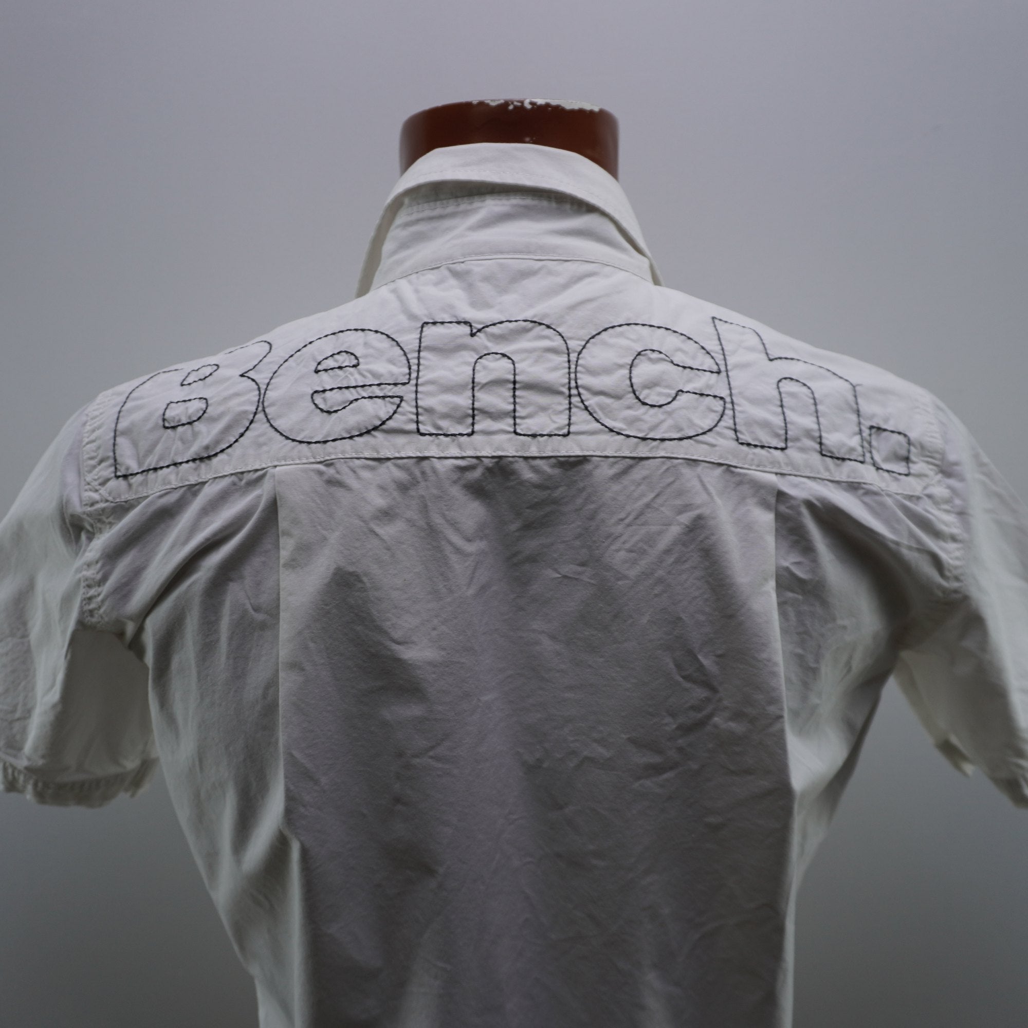 Camisa Bench para Hombre Usada - Beige, M