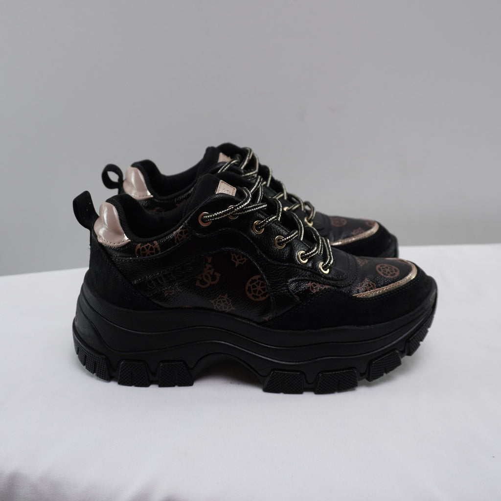 Zapatillas Guess para Mujer Usadas - Negro, 38