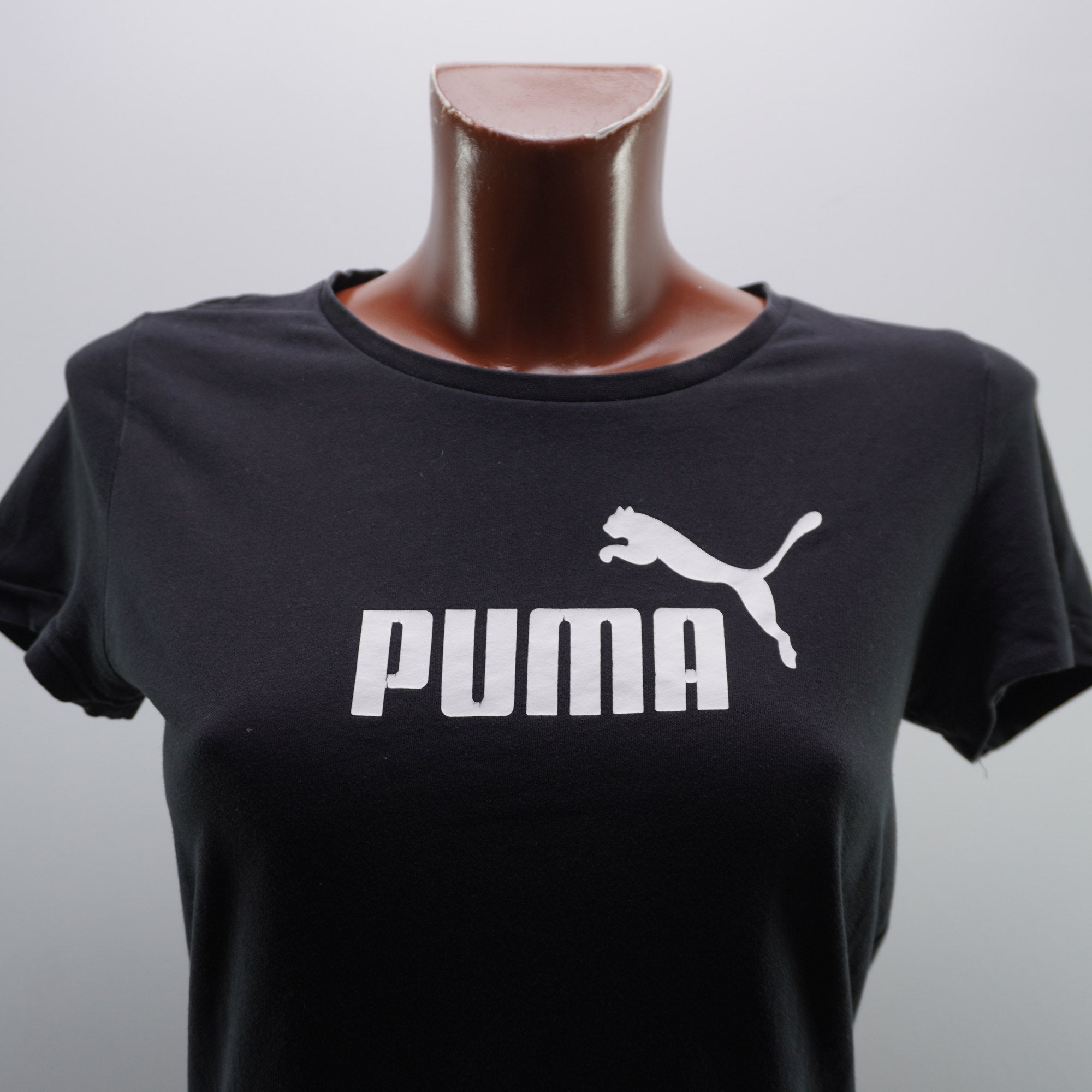 Camiseta de Manga Corta Puma para Mujer - Negro, L, Usada en Muy Buen Estado
