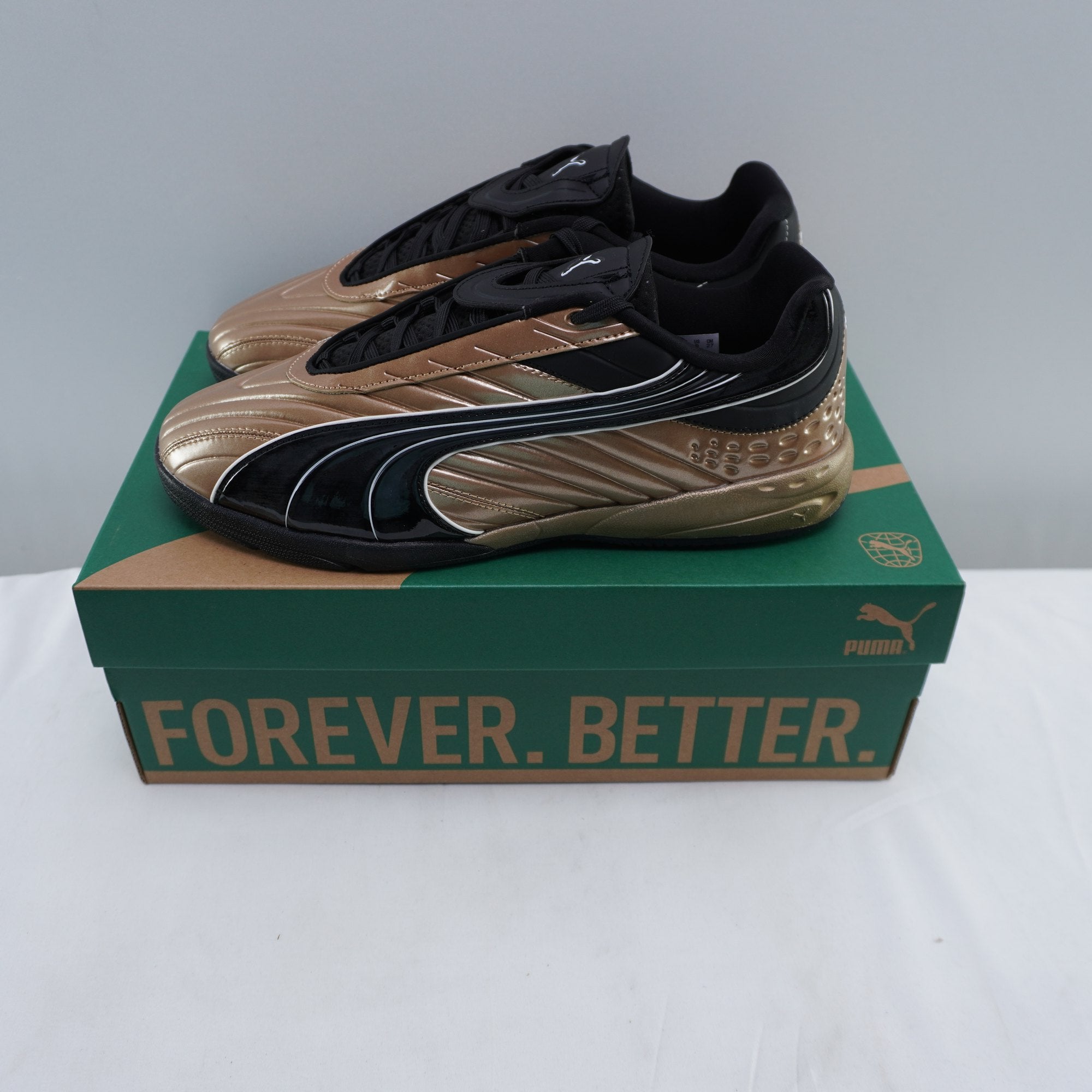 Zapatillas Puma para Hombre Usadas - Dorado, Talla 42