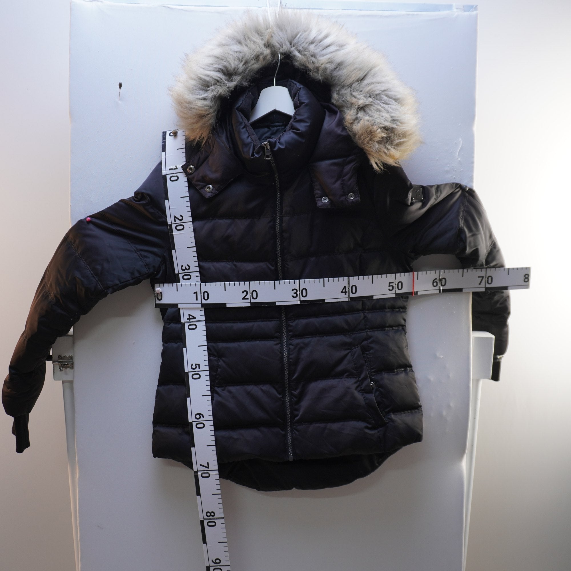 Parka Calvin Klein para Mujer Usada - Negra, XL