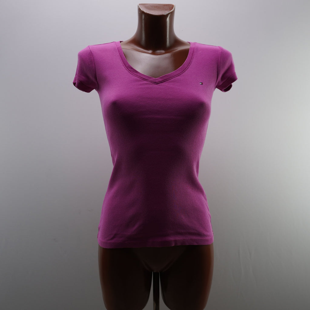 Camiseta de Manga Corta Tommy Hilfiger para Mujer - Rosa, M, Usada en Muy Buen Estado