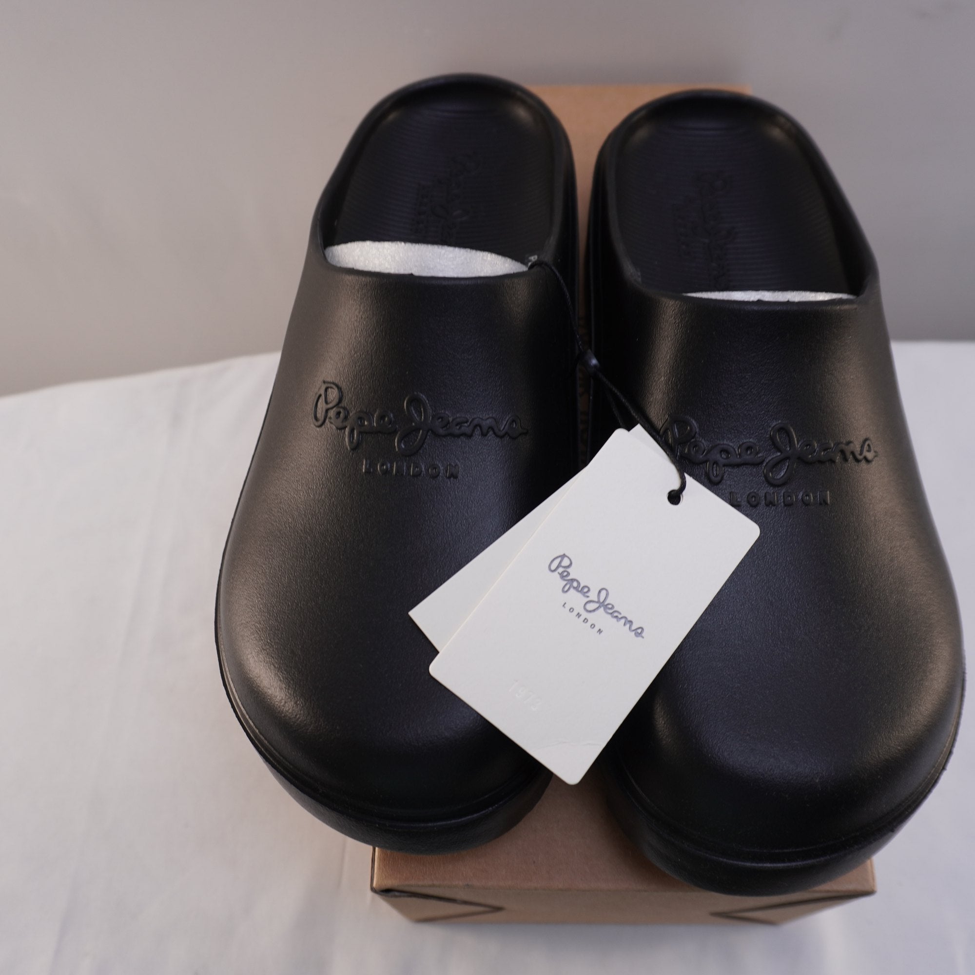 Zapatos Planos Pepe Jeans para Mujer Usados - Negros, Talla 41
