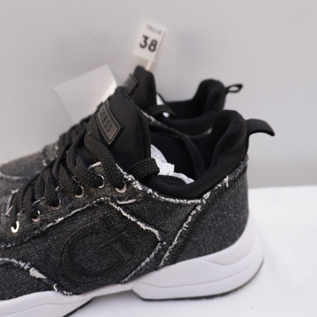 Zapatillas Guess para Mujer Usadas - Gris, 38