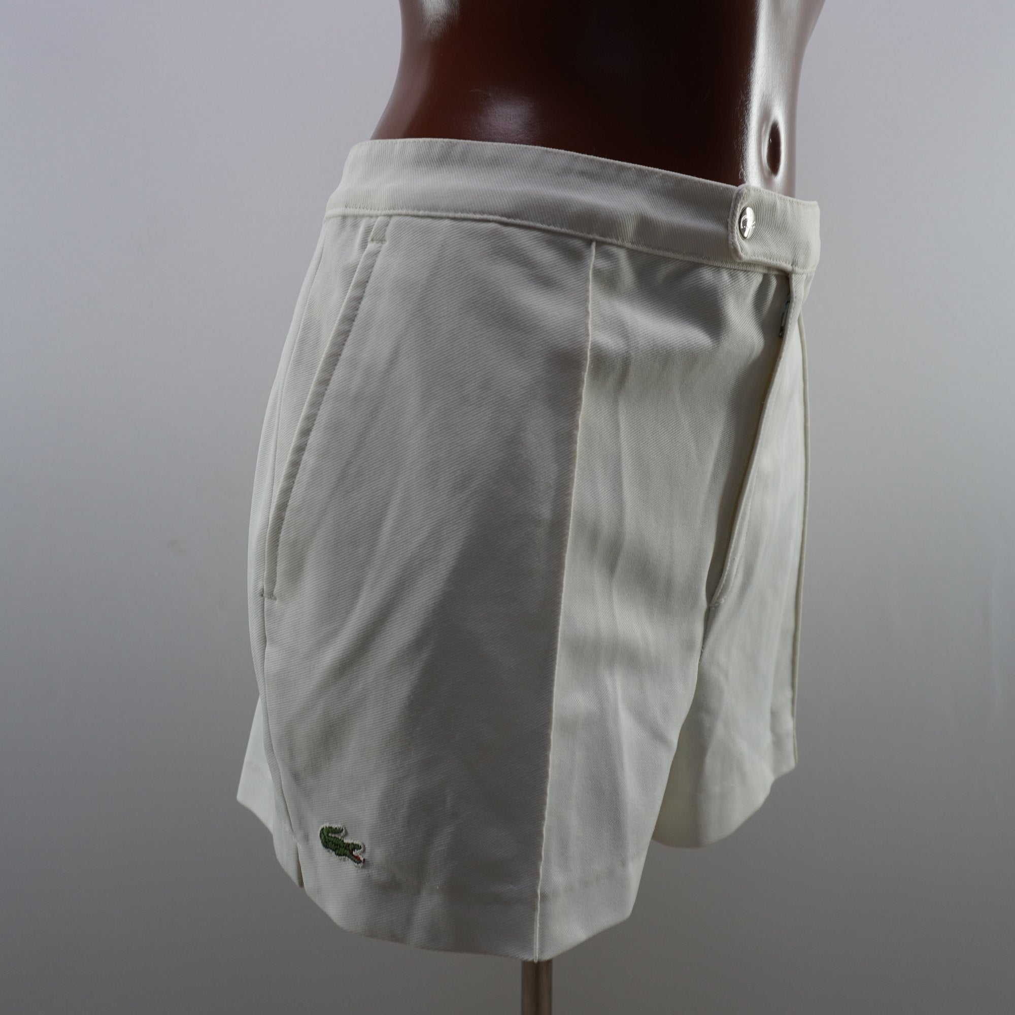 Pantalones Cortos Chinos Lacoste para Mujer Usados - Blanco, L