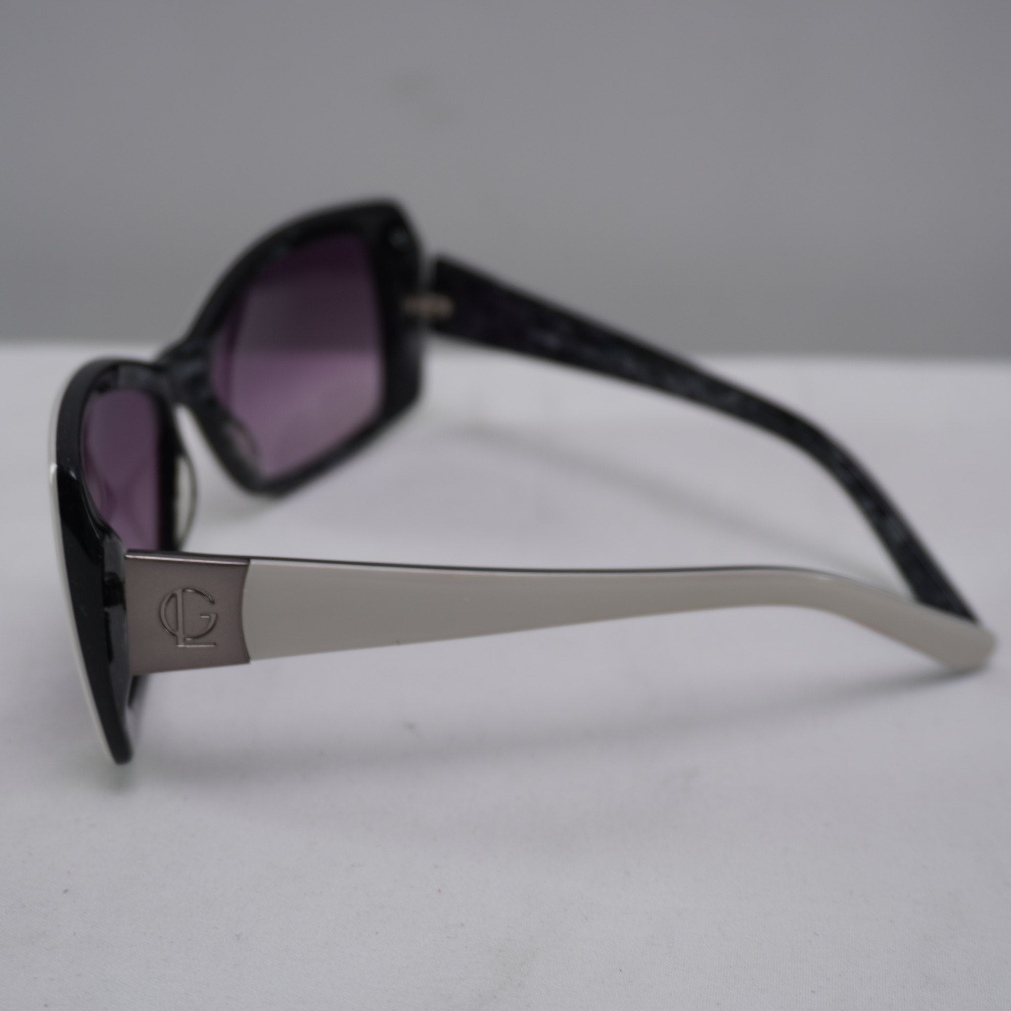 Gafas de Sol Guy Laroche para Mujer Usadas - Blancas