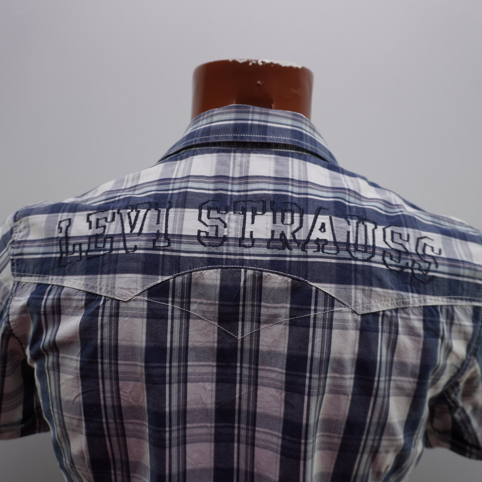 Camisa Levi's para Hombre Usada - Azul Marino, L