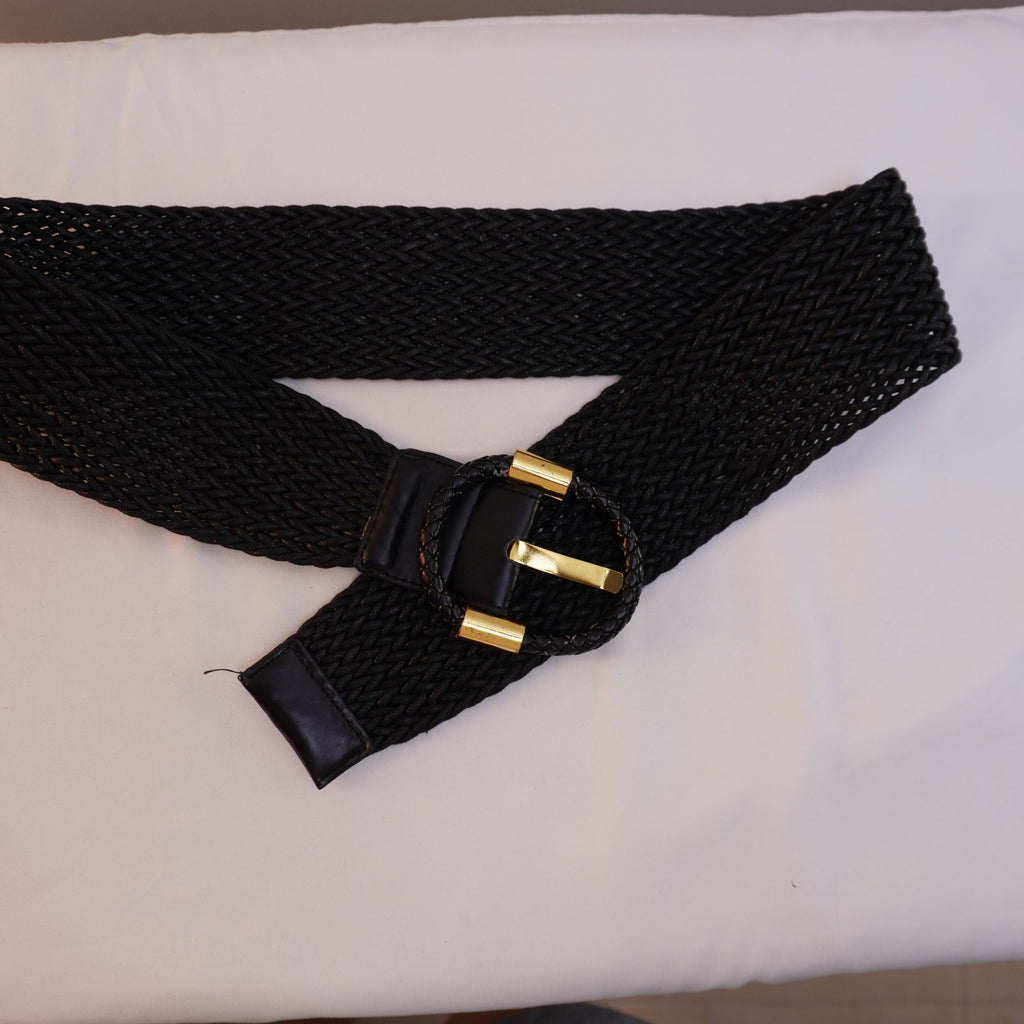 Cinturón Negro para Mujer Usado - Muy Buen Estado