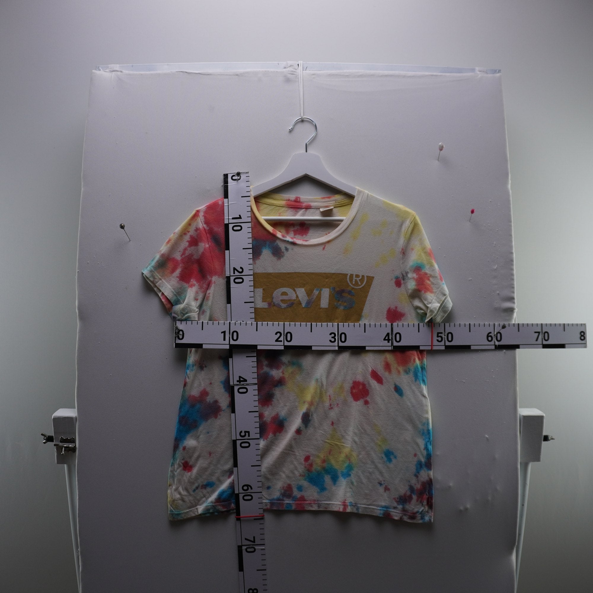 Camiseta de Manga Corta Levi's para Mujer Usada - Multicolor, M