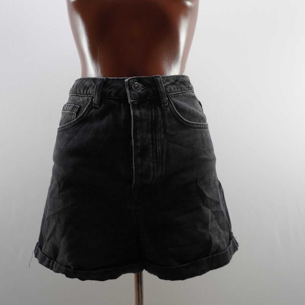 Pantalones Cortos Vaqueros Stradivarius para Mujer Usados - Negro, S