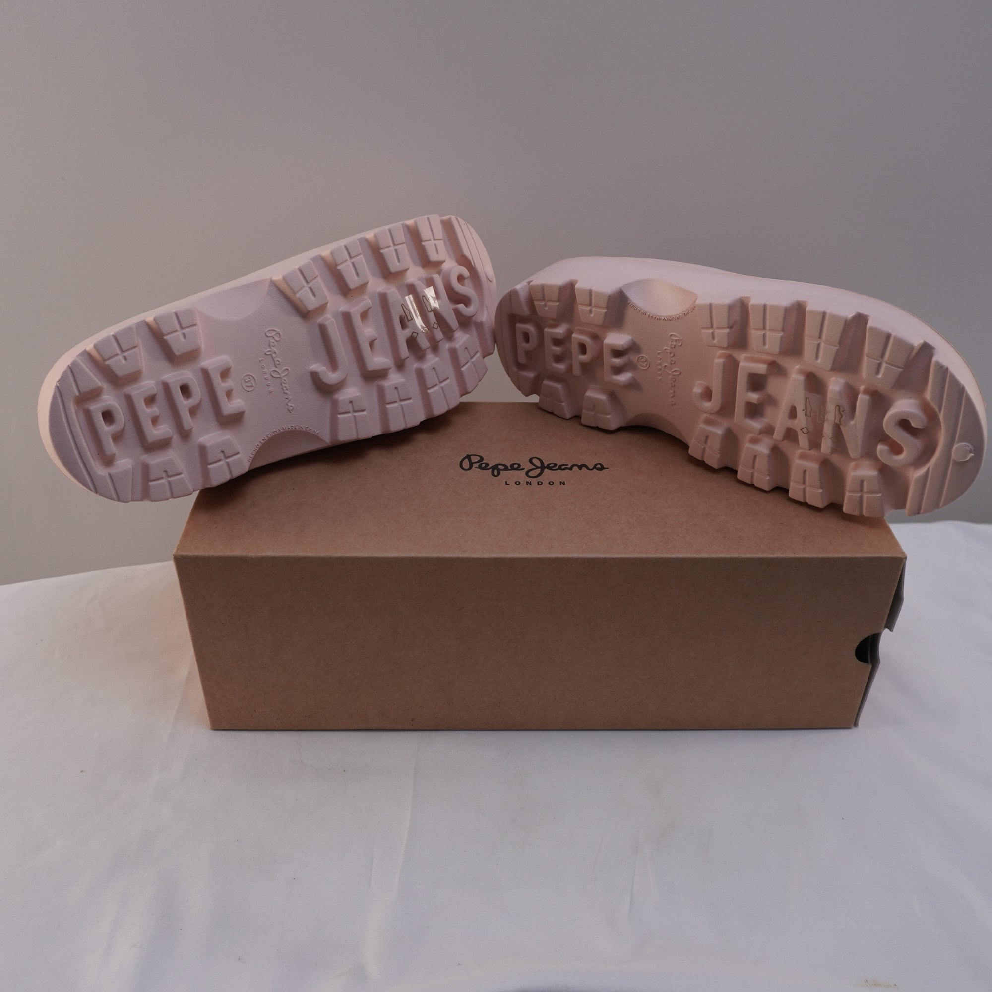 Zapatos Planos Pepe Jeans para Mujer Usados - Rosa, Talla 37
