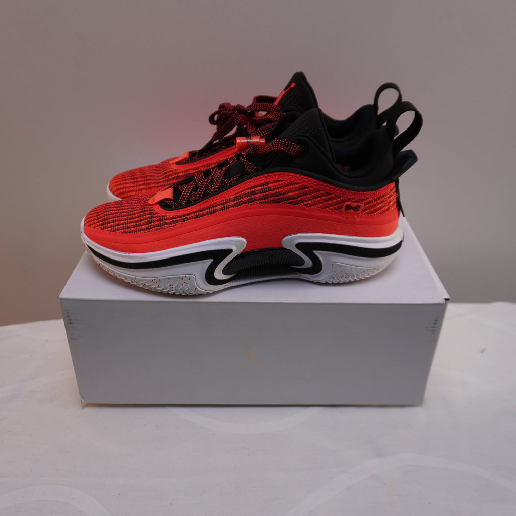 Zapatillas Jordan para Hombre Usadas - Naranja, Talla 41