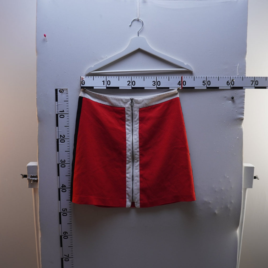 Falda Naf Naf para Mujer Usada - Roja, Mediana (M)
