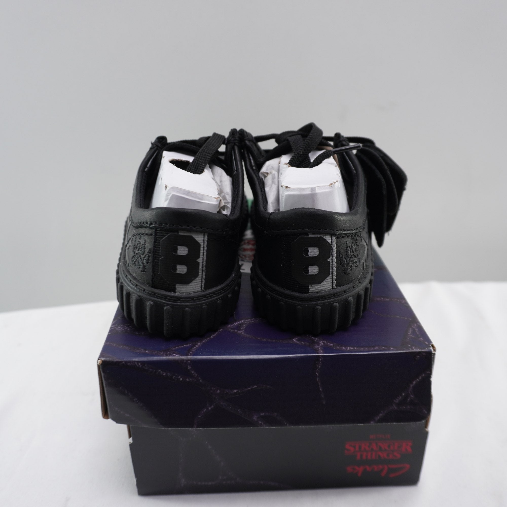 Zapatillas Clarks para Niños Usadas - Negro, Talla 28.5