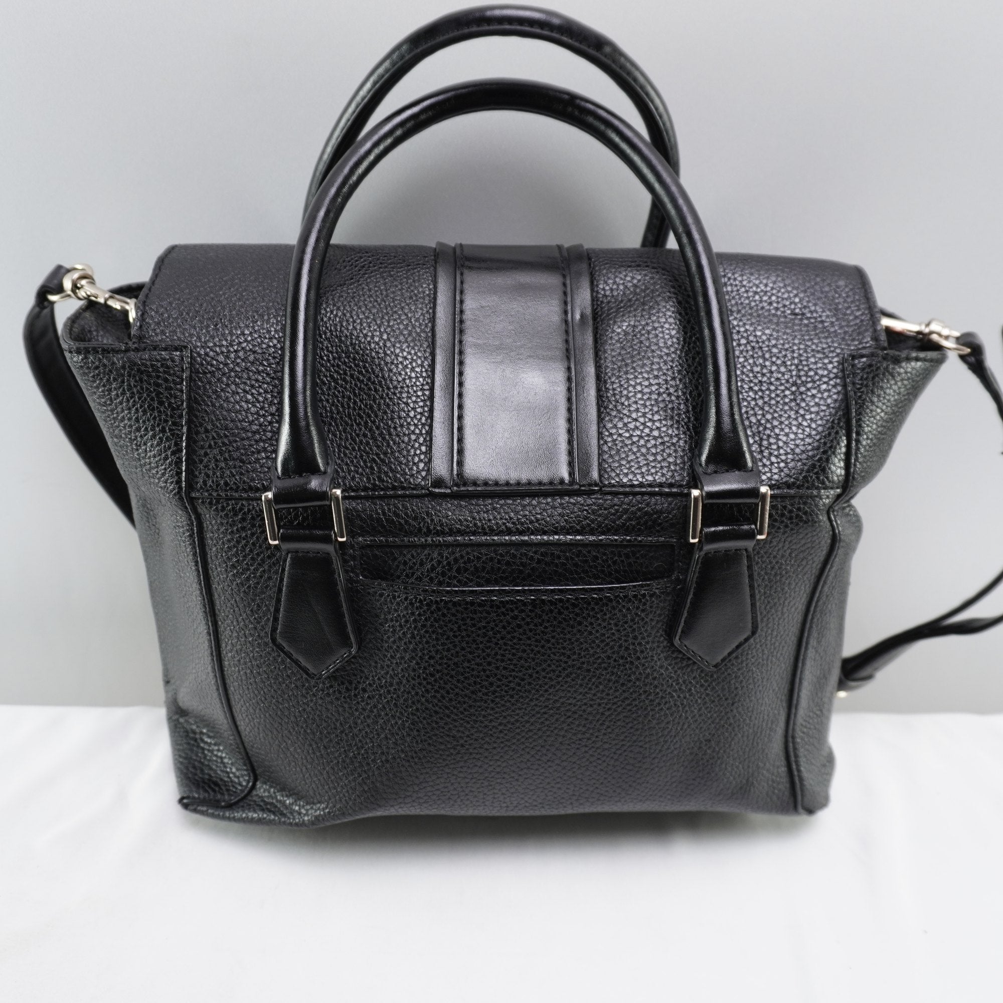 Bolso Baguette Guess para Mujeres Usado - Muy Buen Estado