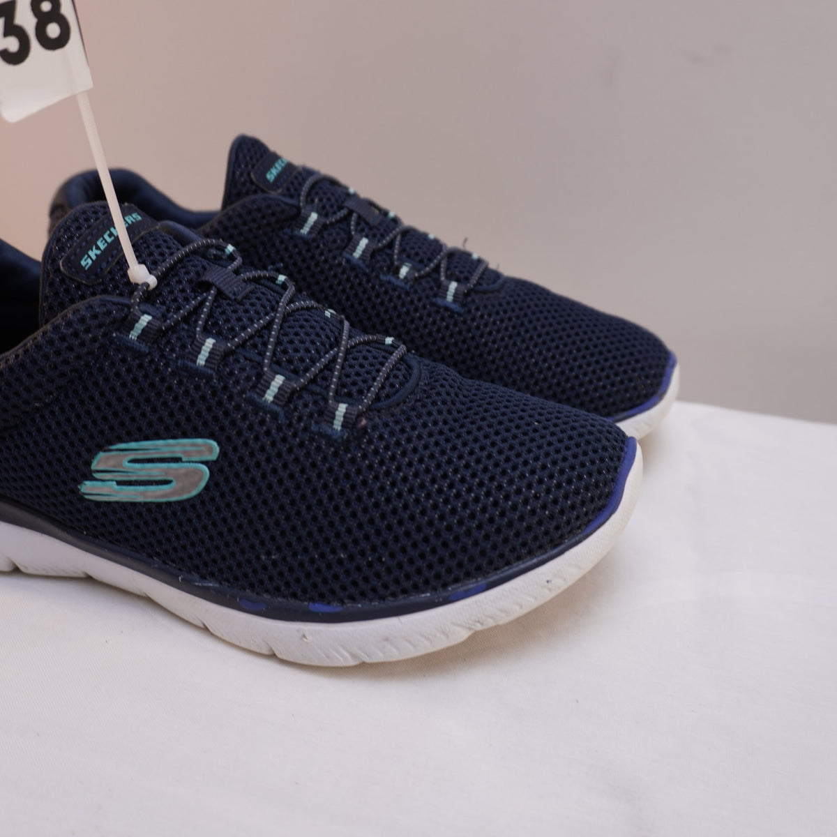 Zapatillas Skechers para Mujer Usadas - Azul Marino, Talla 38