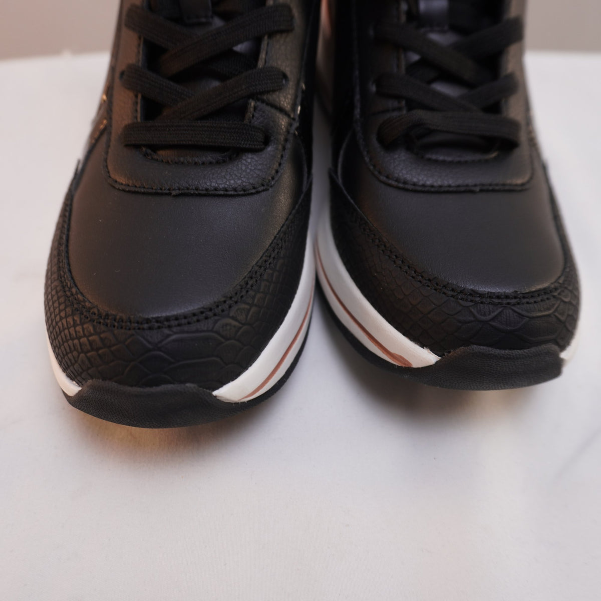 Zapatillas Nuevas para Mujer - Negro, Talla 36