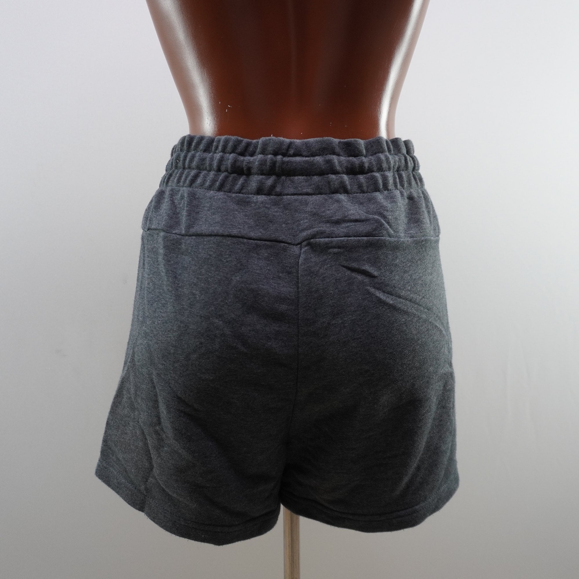Bermudas Adidas para Mujer Usadas - Gris, XL