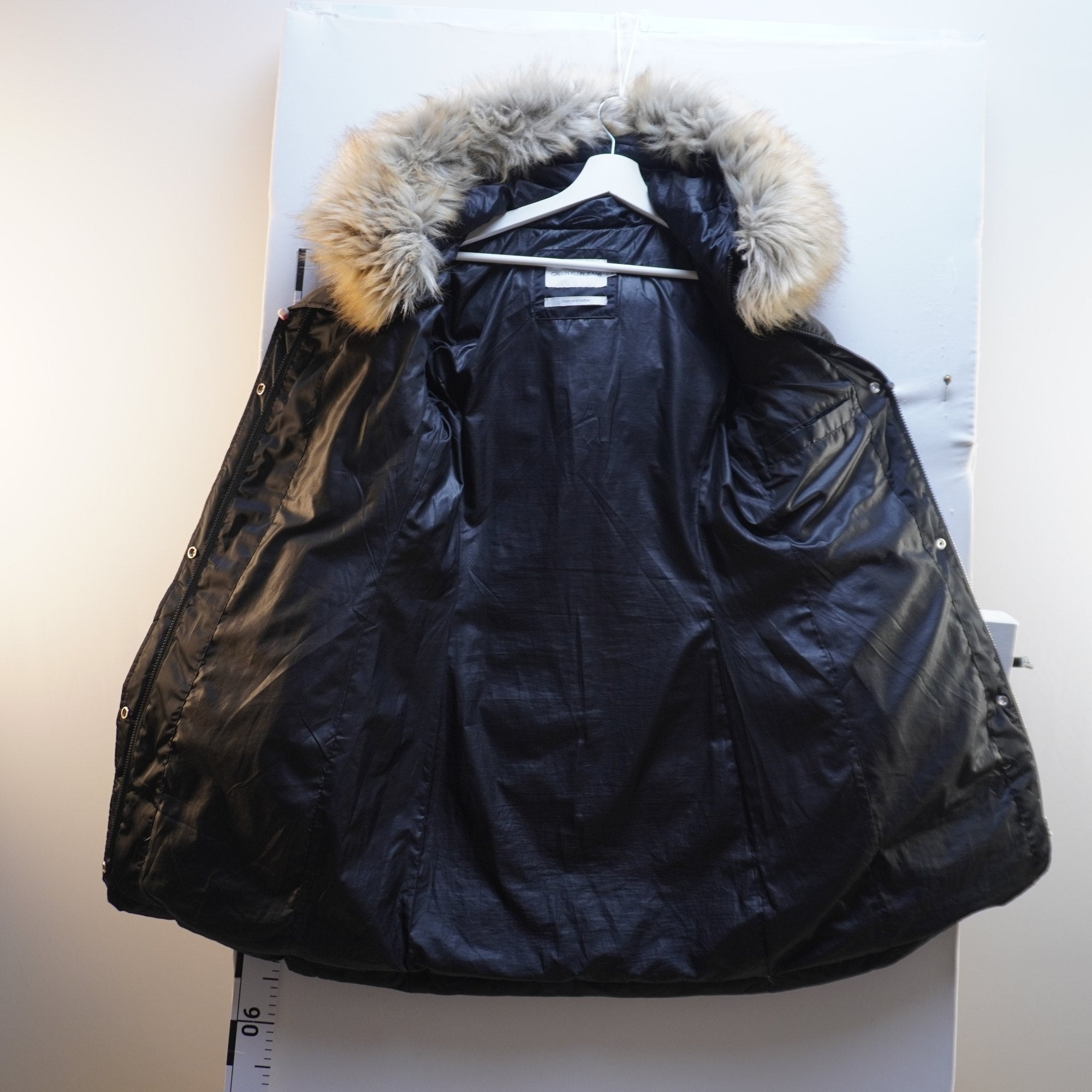 Parkas Calvin Klein para Mujer Usada - Negra, Pequeña (S)