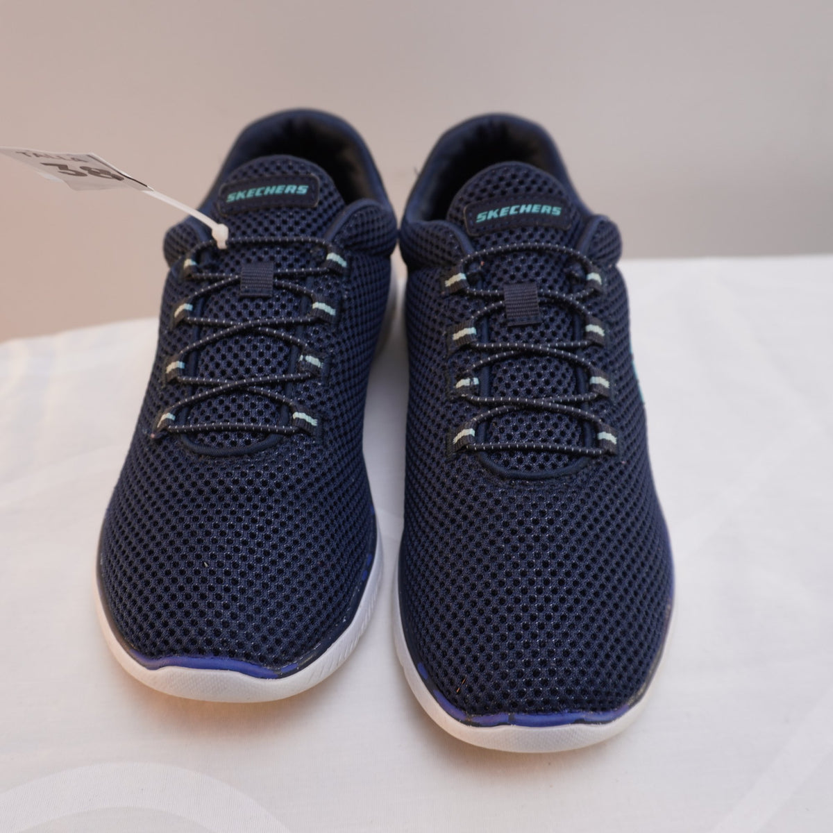 Zapatillas Skechers para Mujer Usadas - Azul Marino, Talla 38