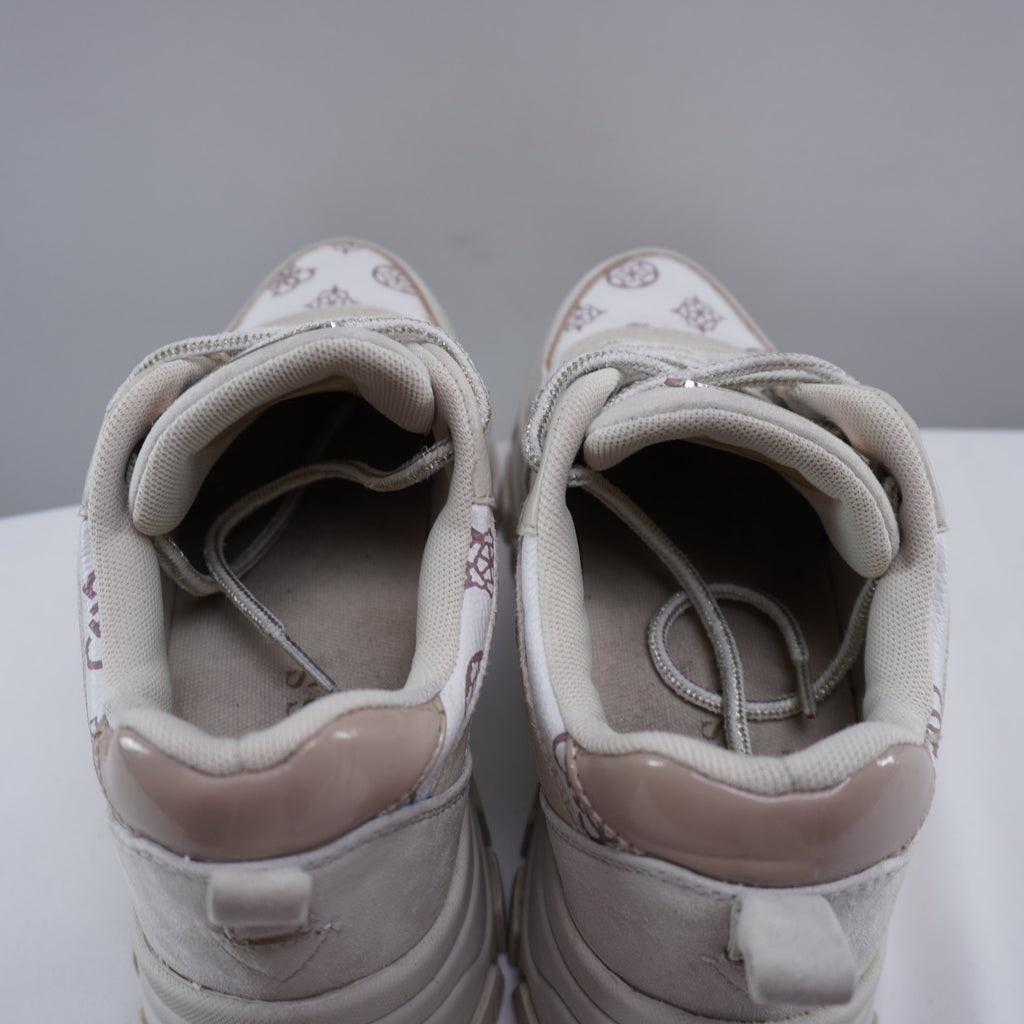 Zapatillas Guess para Mujer Usadas - Blancas, Talla 38