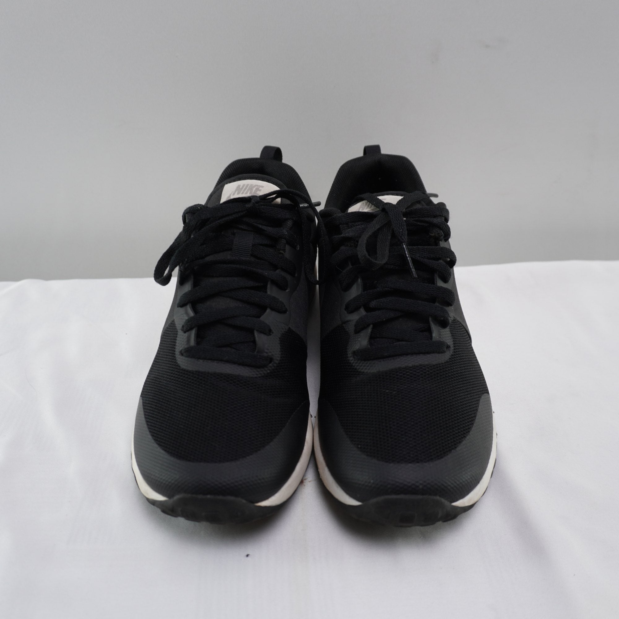 Zapatillas Nike para Mujer en Negro Talla 38 - Usadas en Muy Buen Estado