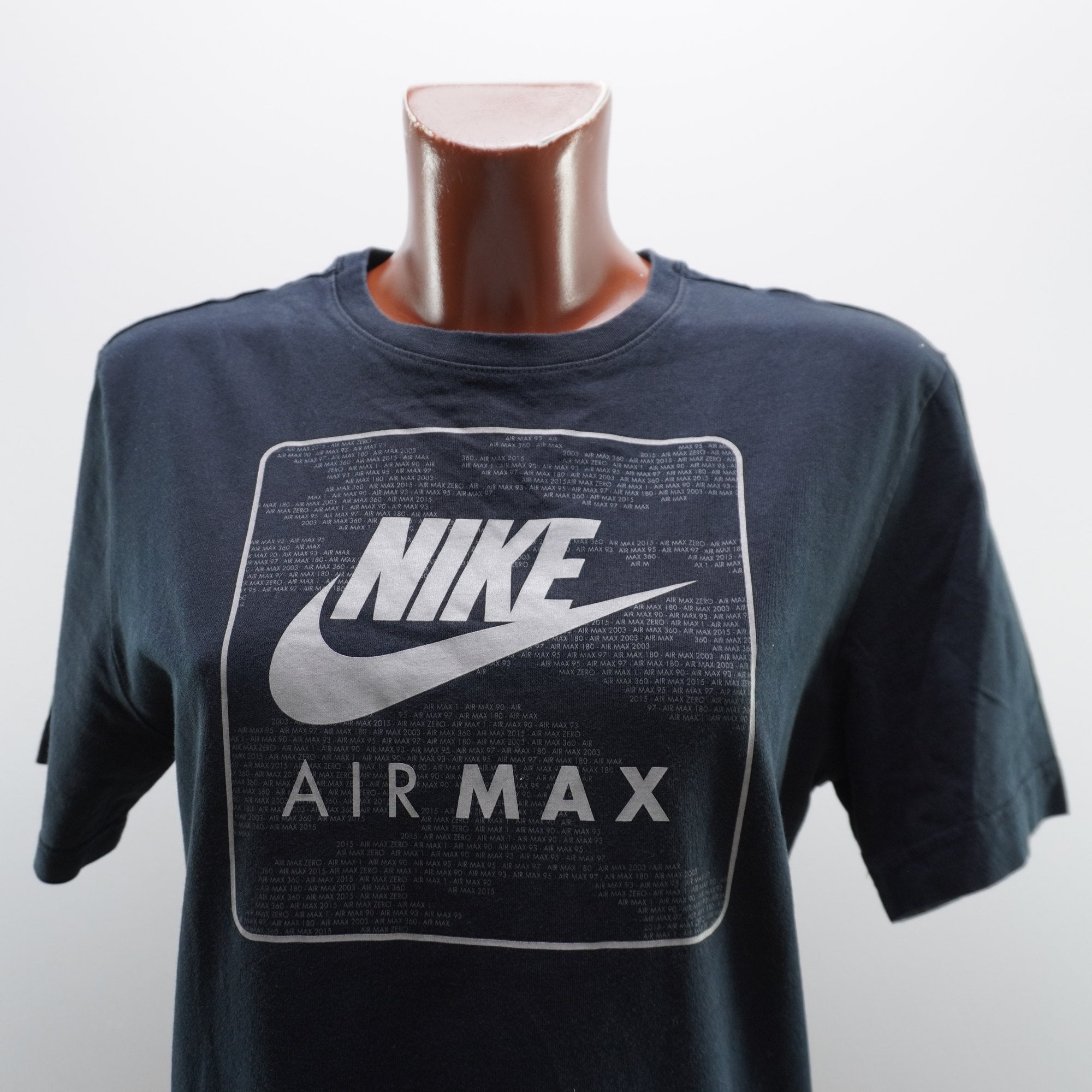 Camiseta de Manga Corta Nike para Mujer Usada - Negra, L